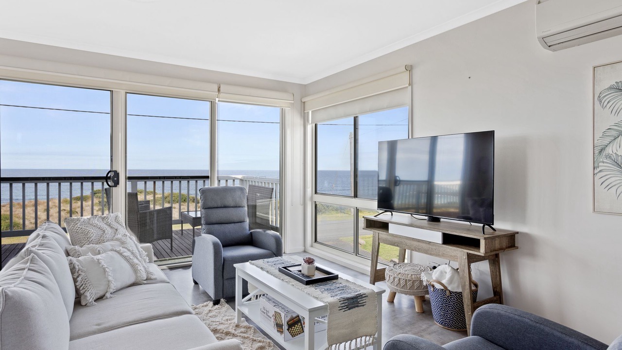 Photo of Livingroom in Sunderland Bay