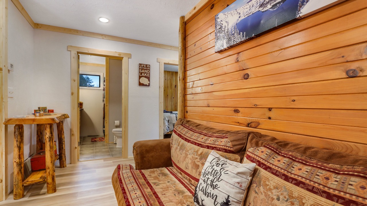 Photo of Livingroom in Stone Lake