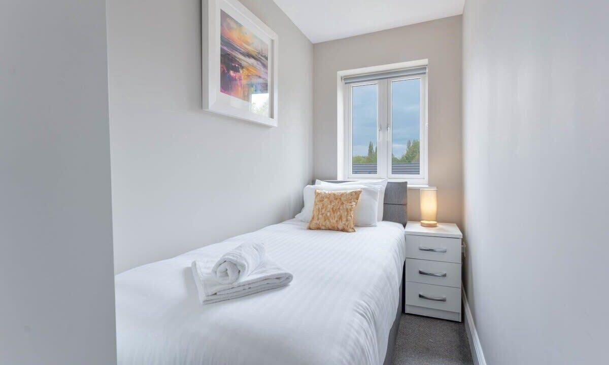 Photo of Bedroom in Smethwick
