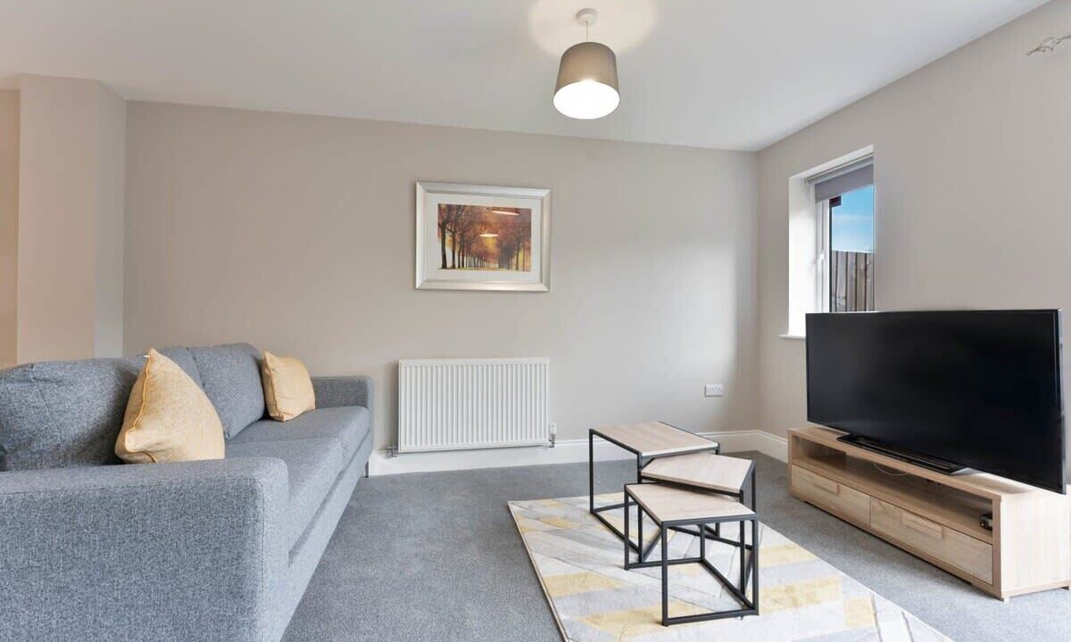 Photo of Livingroom in Smethwick