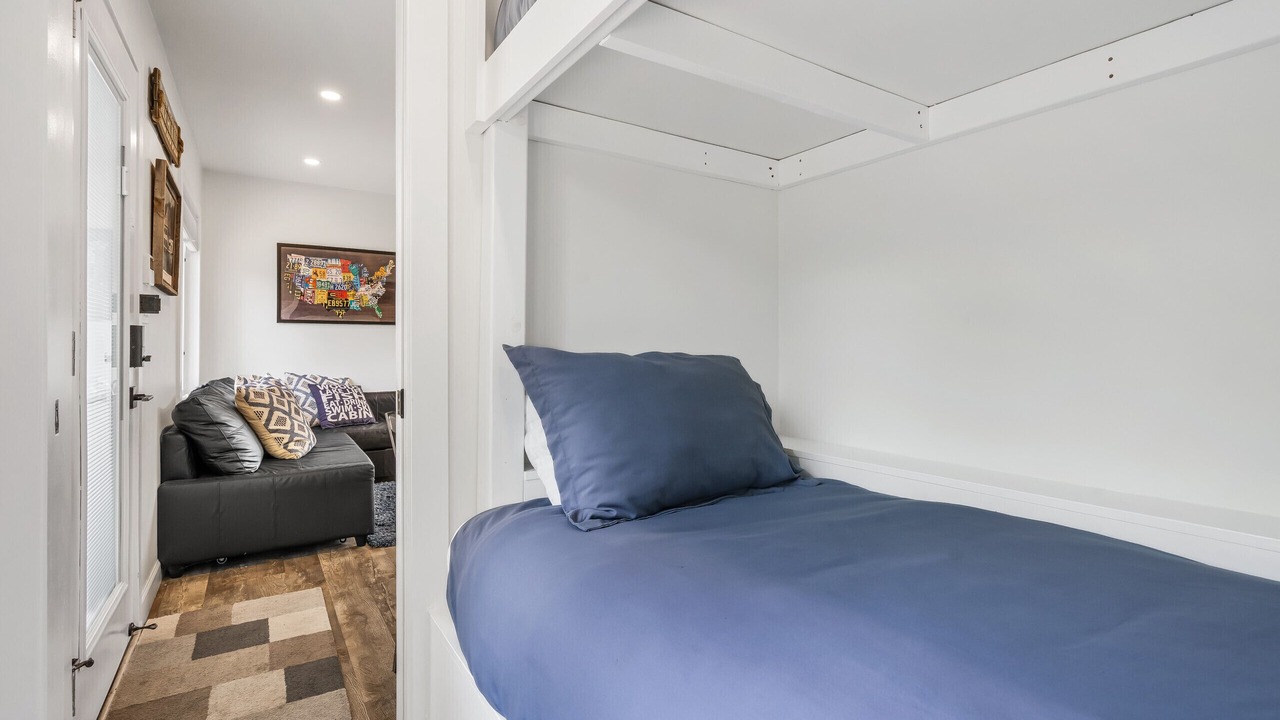 Photo of Bedroom in South Haven