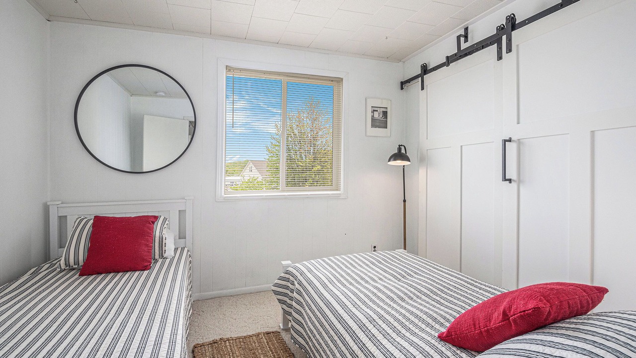 Photo of Bedroom in South Haven