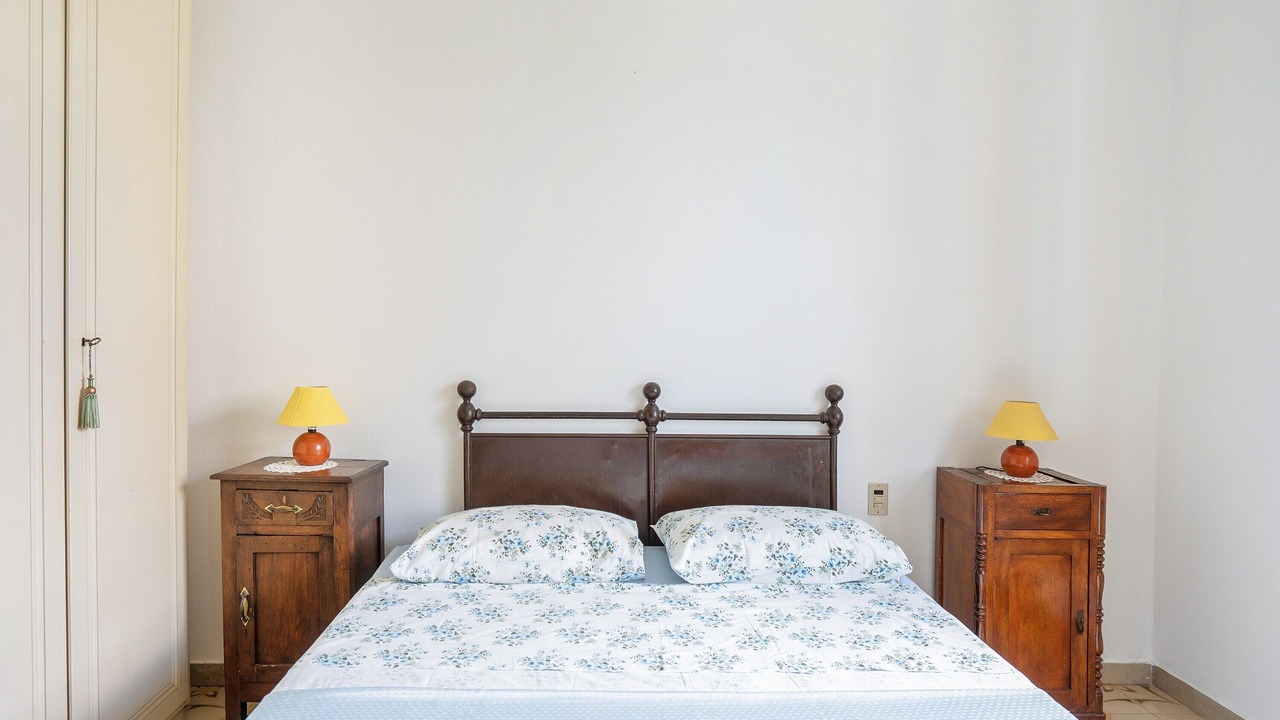 Photo of Bedroom in Luni