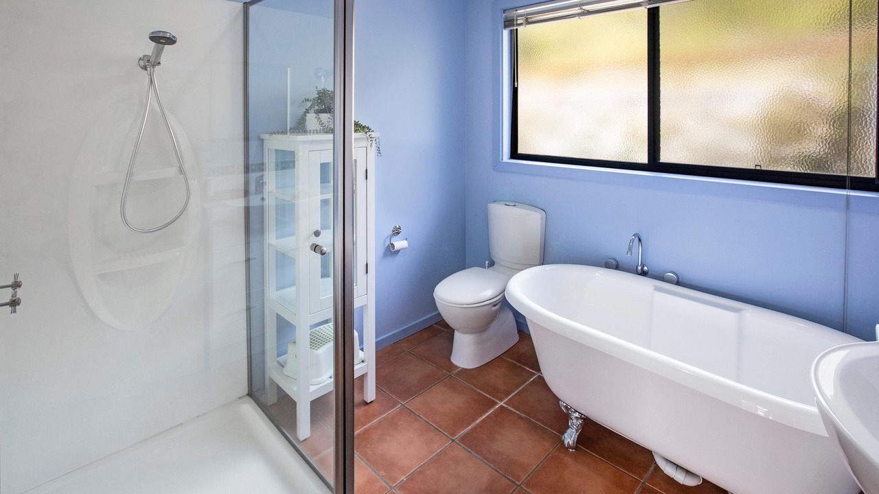 Photo of Bathroom in Lakes Entrance