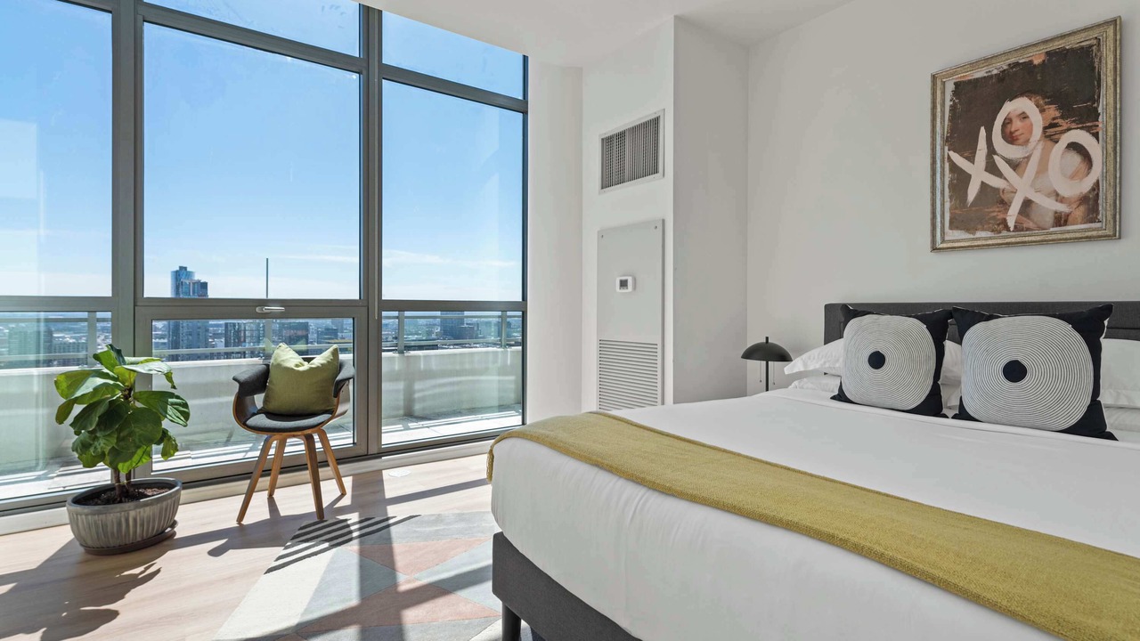 Photo of Bedroom in Downtown Chicago