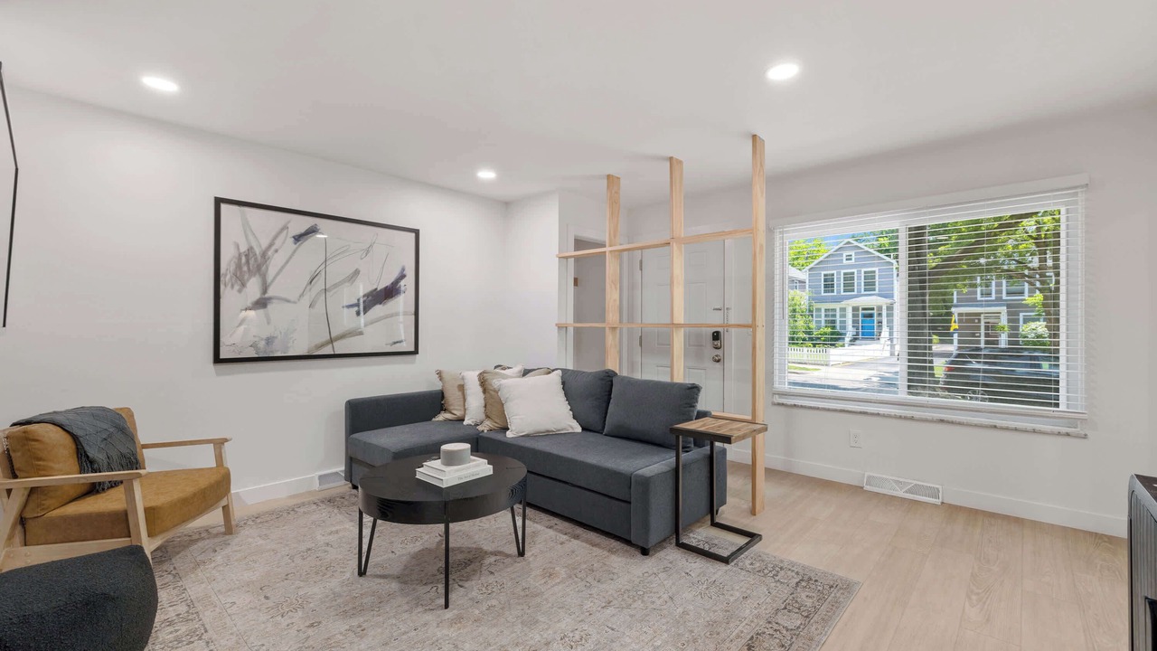 Photo of Livingroom in Ann Arbor