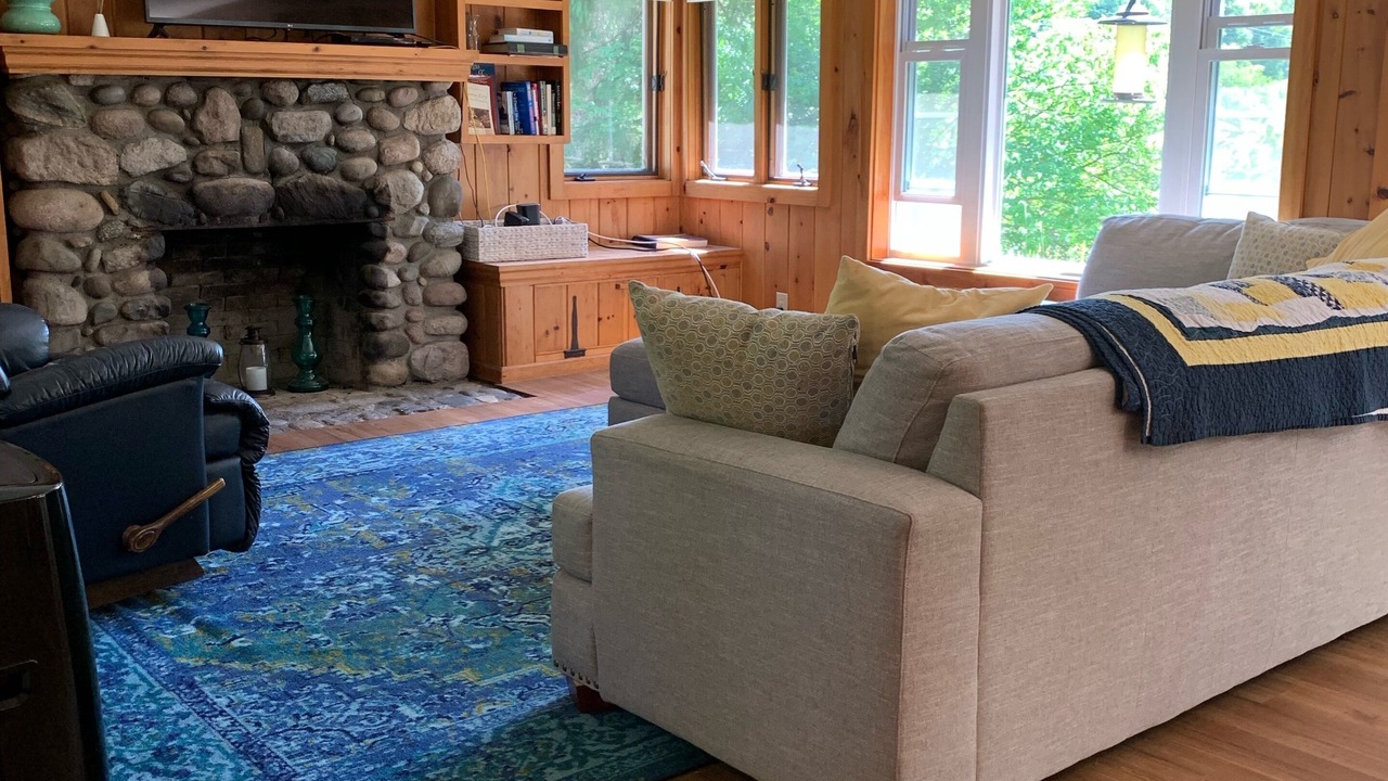 Photo of Livingroom in Mayfield