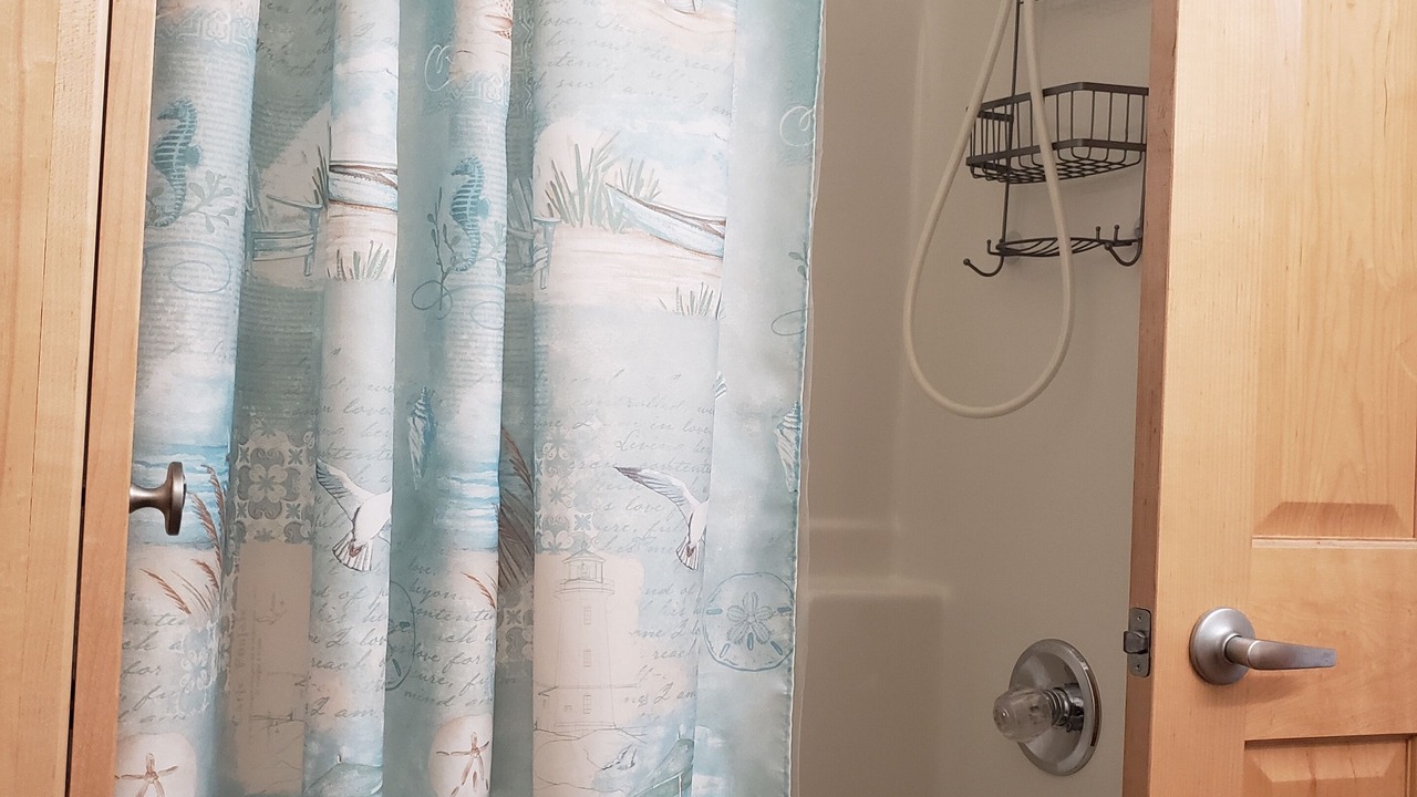Photo of Bathroom in Oak Harbor