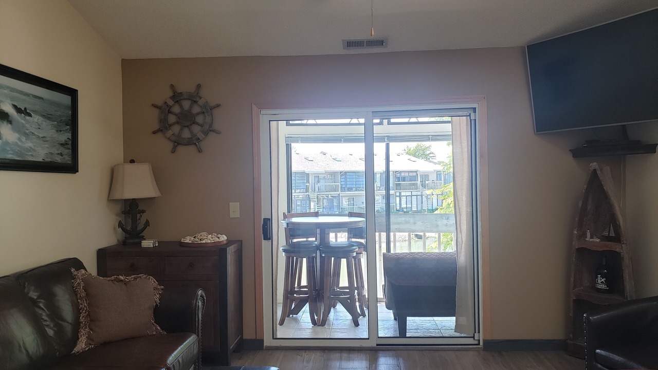 Photo of Livingroom in Oak Harbor