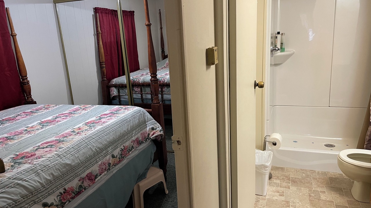 Photo of Bedroom in Herron