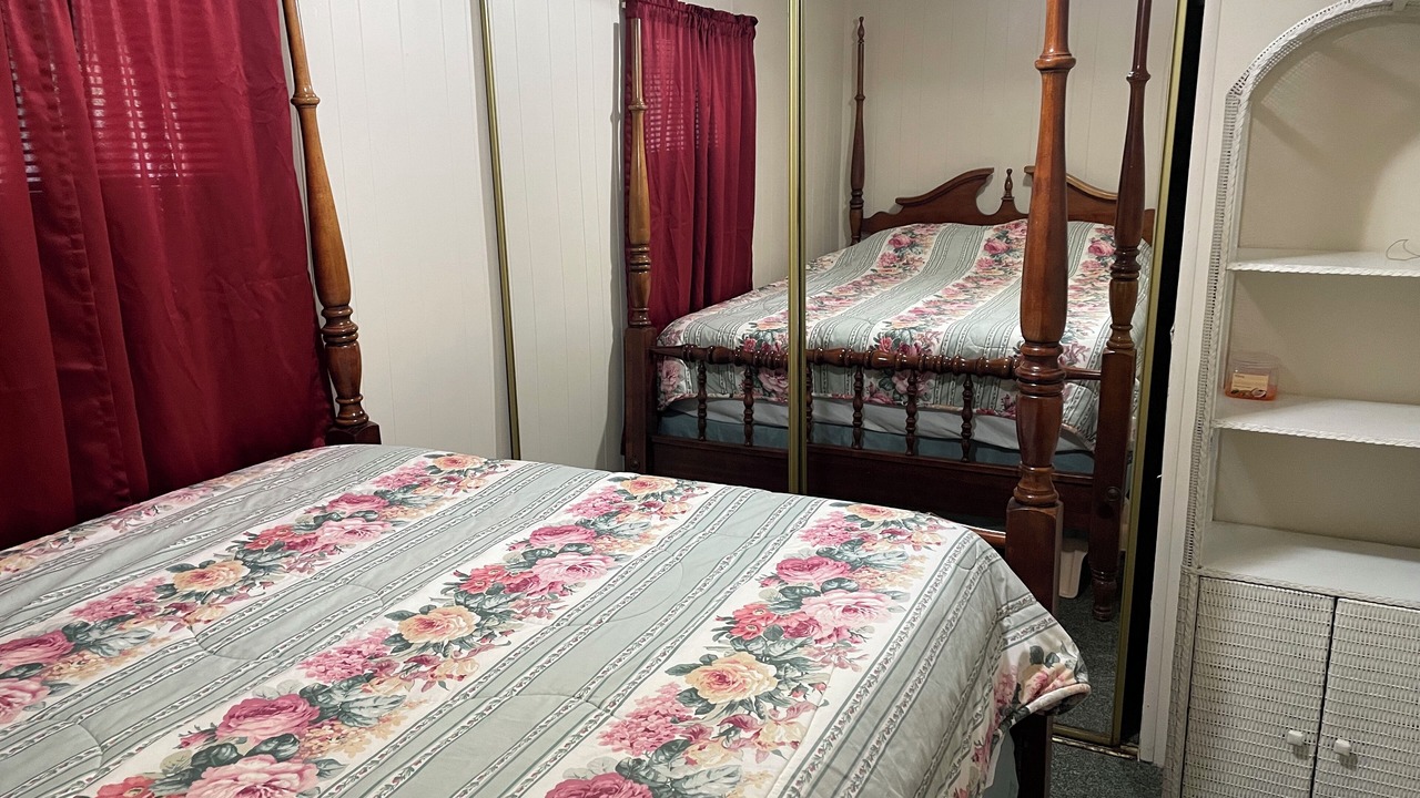 Photo of Bedroom in Herron
