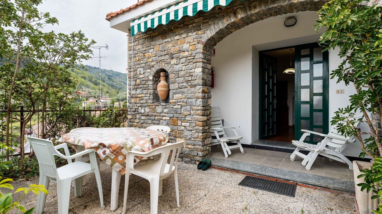 Photo of Patio Balcony in Diano Castello