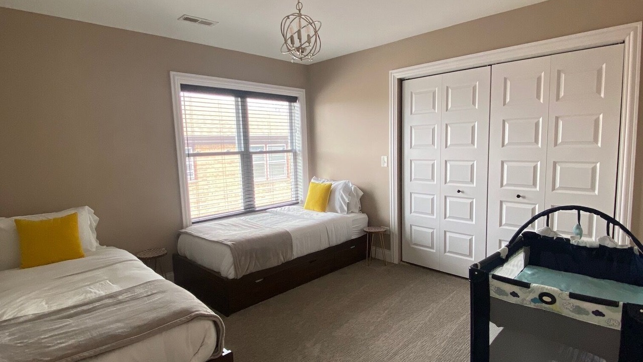 Photo of Bedroom in Oak Lawn