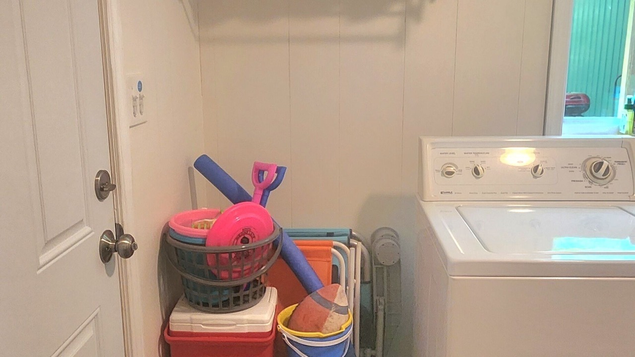 Photo of Bedroom in Higgins Lake