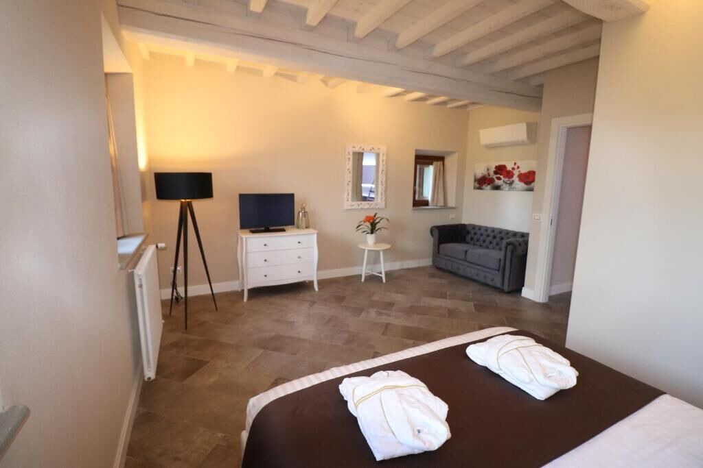Photo of Bedroom in Dicomano