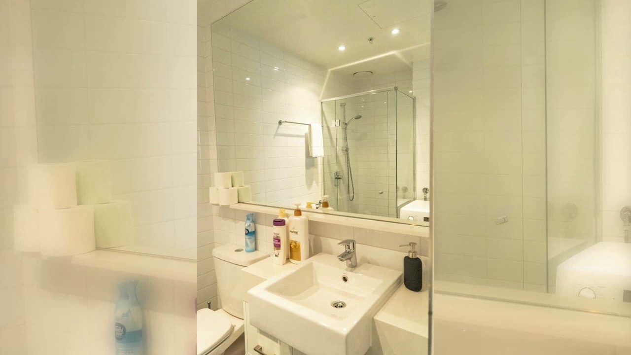Photo of Bathroom in Southbank