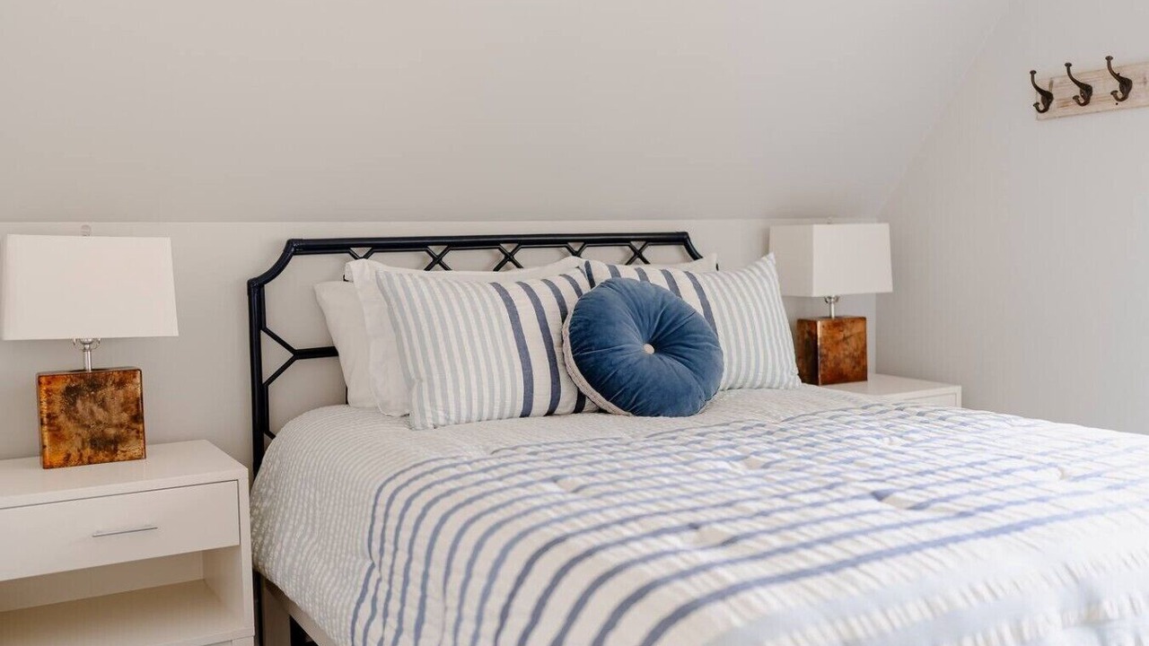 Photo of Bedroom in Grand Beach