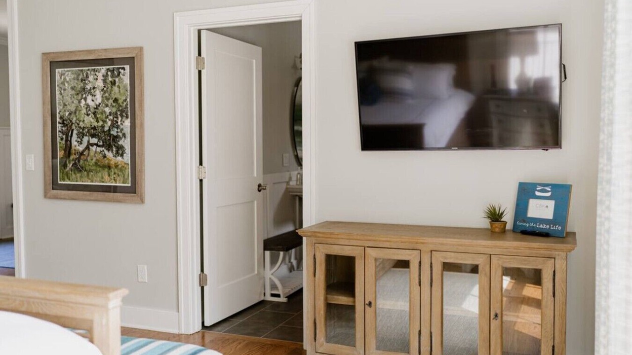 Photo of Bedroom in Grand Beach