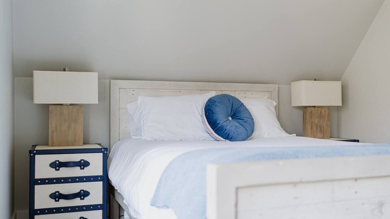 Photo of Bedroom in Grand Beach