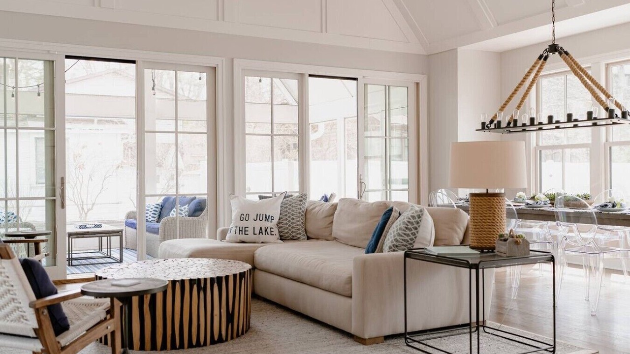 Photo of Livingroom in Grand Beach