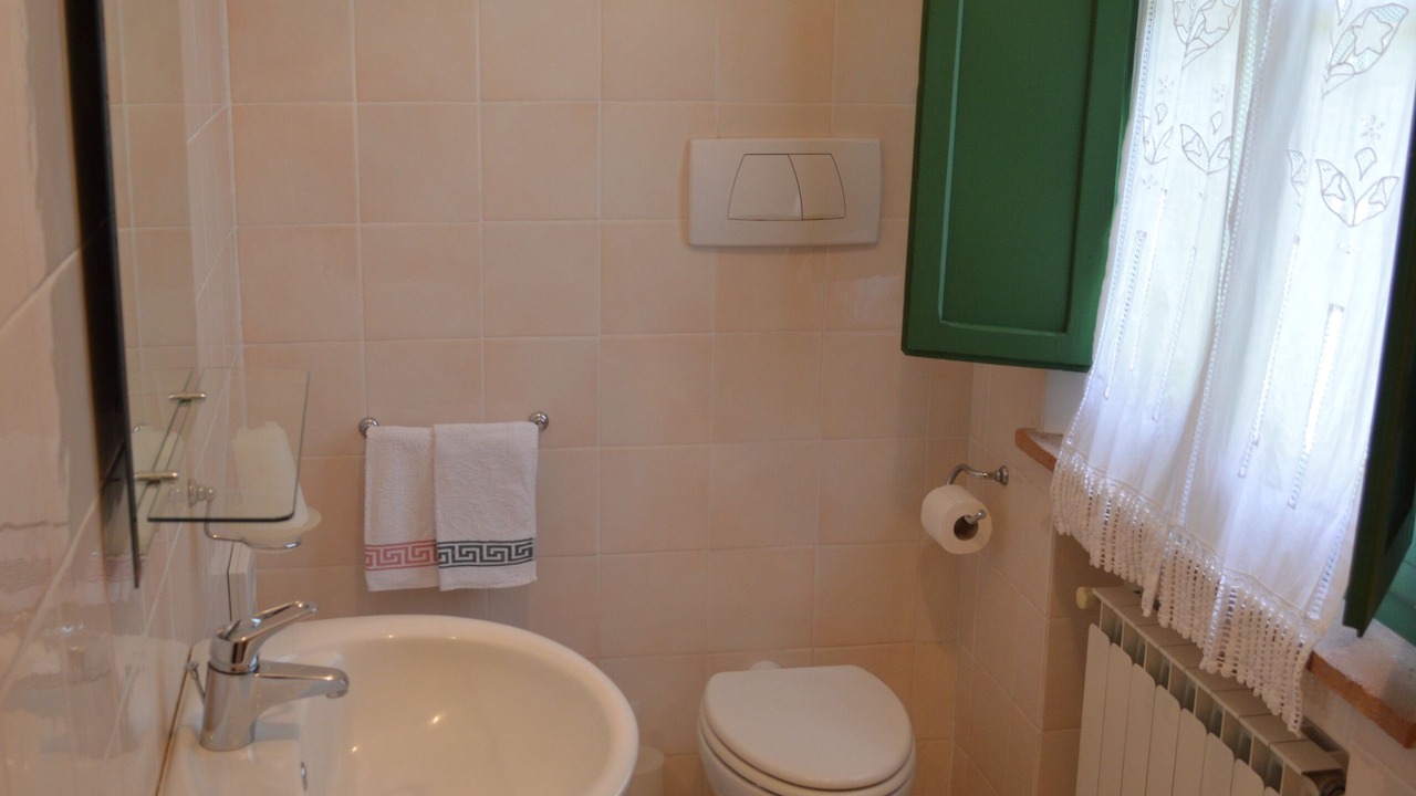 Photo of Bathroom in Binami