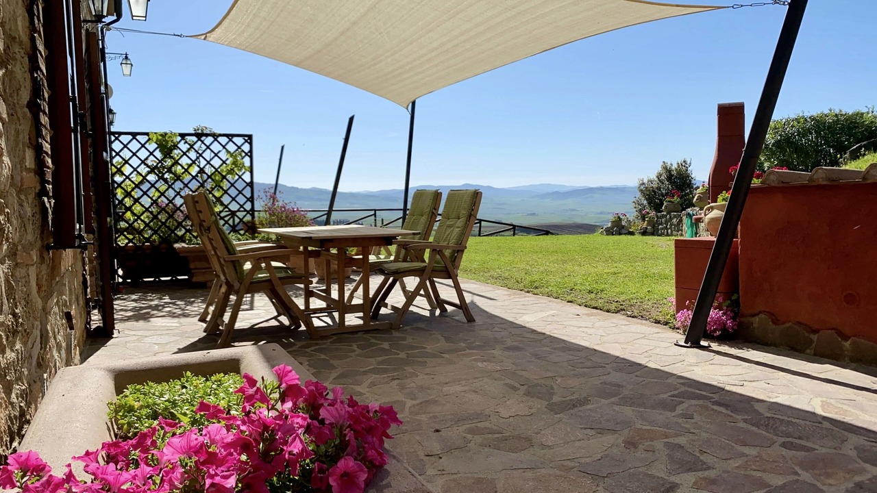 Photo of Patio Balcony in Montecatini Val di Cecina