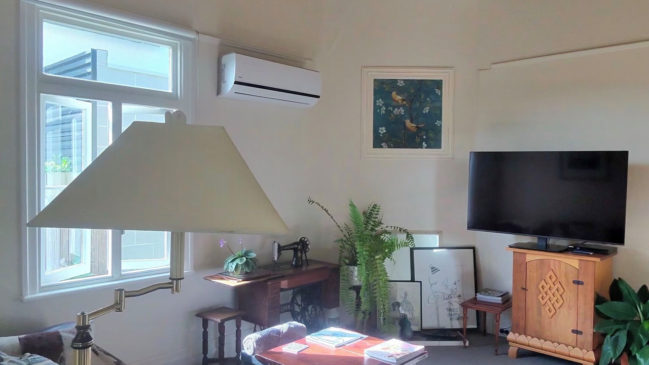 Photo of Livingroom in Bonbeach