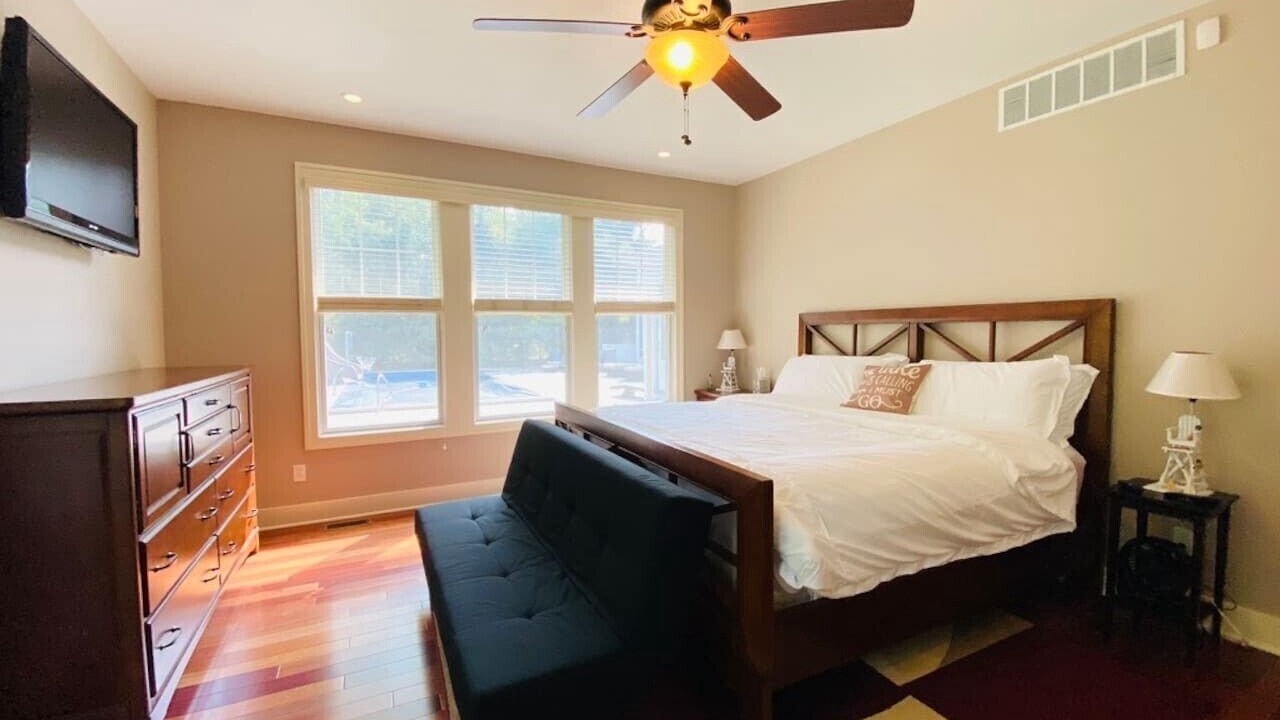 Photo of Bedroom in Grand Beach