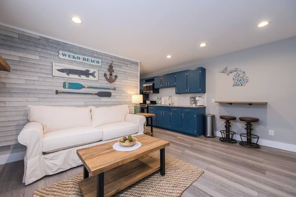 Photo of Livingroom in Bridgman
