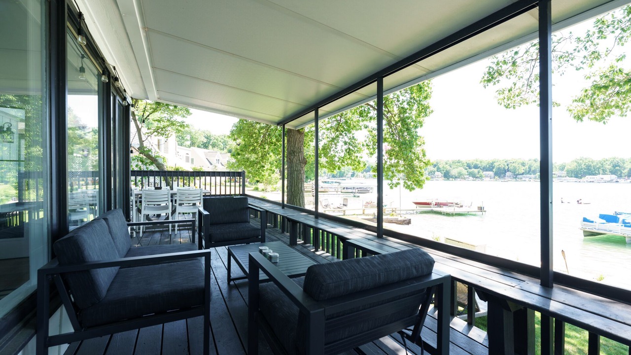 Photo of Patio Balcony in South Gull Lake