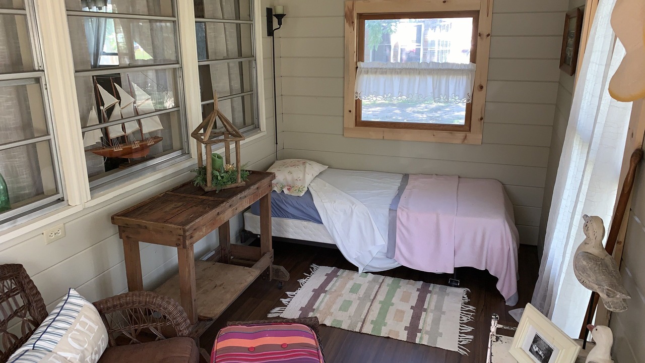 Photo of Bedroom in Oak Harbor