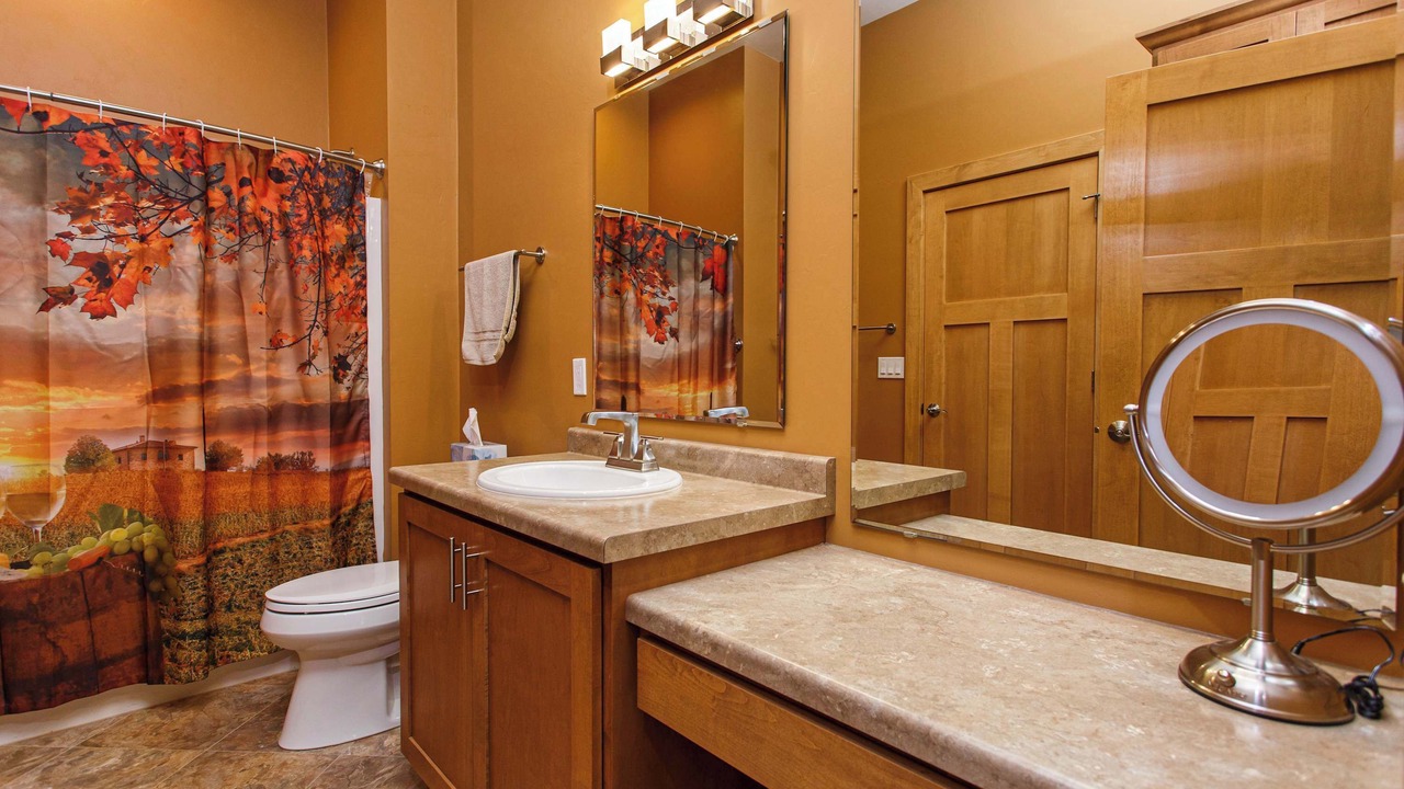 Photo of Bathroom in Sturgeon Bay