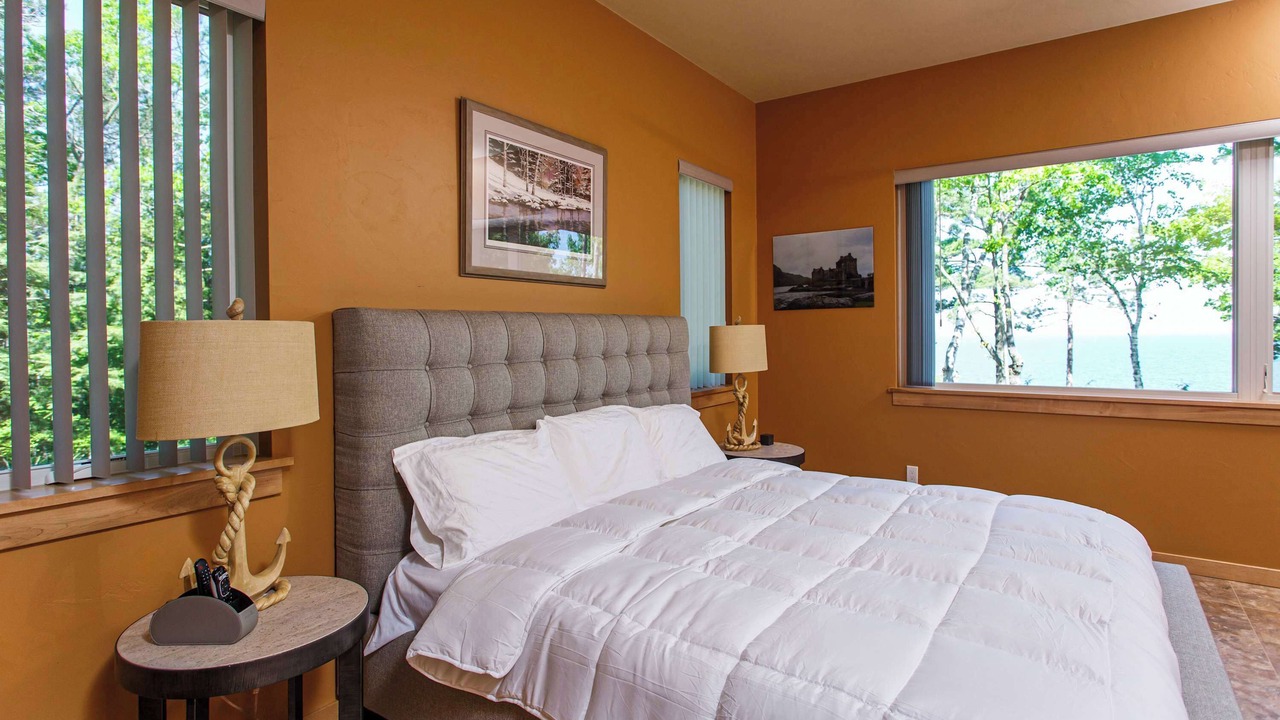 Photo of Bedroom in Sturgeon Bay