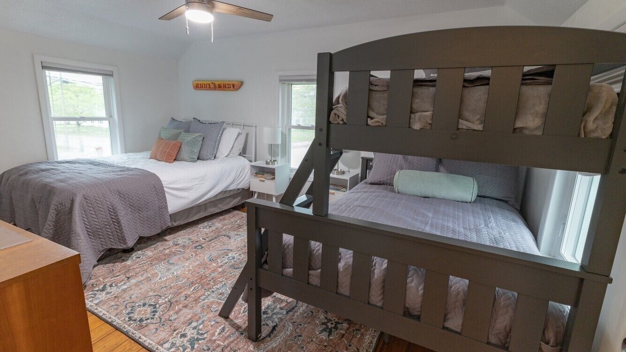 Photo of Bedroom in South Haven