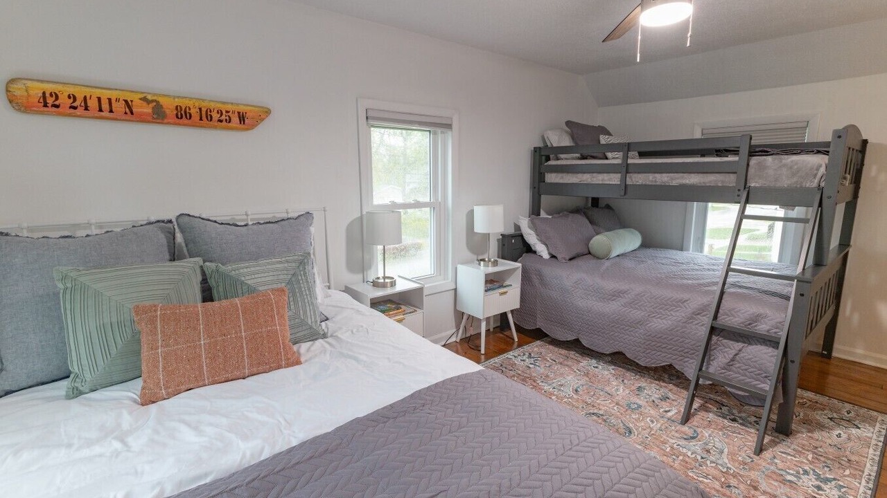 Photo of Bedroom in South Haven