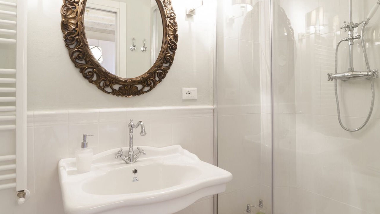 Photo of Bathroom in Oltrarno