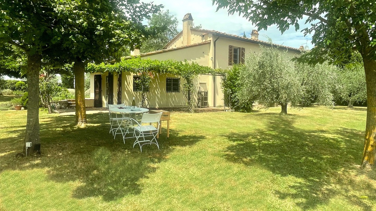 Photo of Outdoor in Lucardo