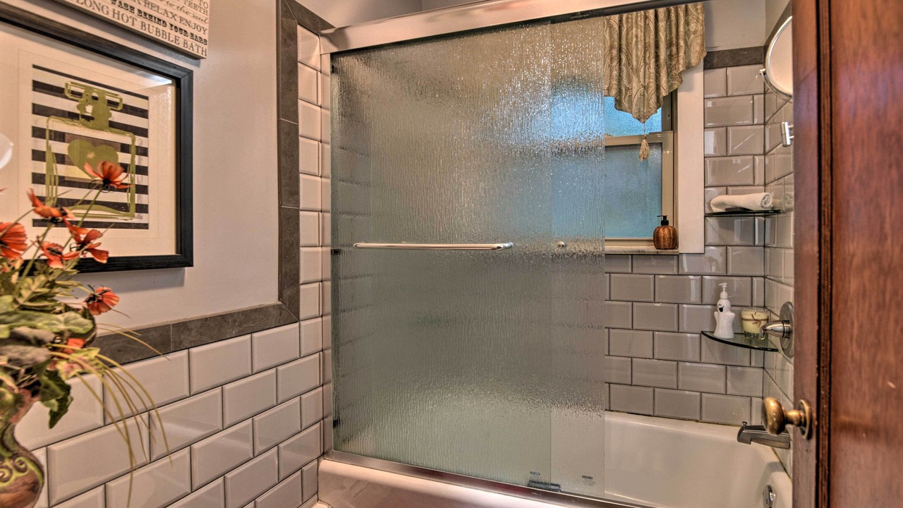 Photo of Bathroom in Lapeer