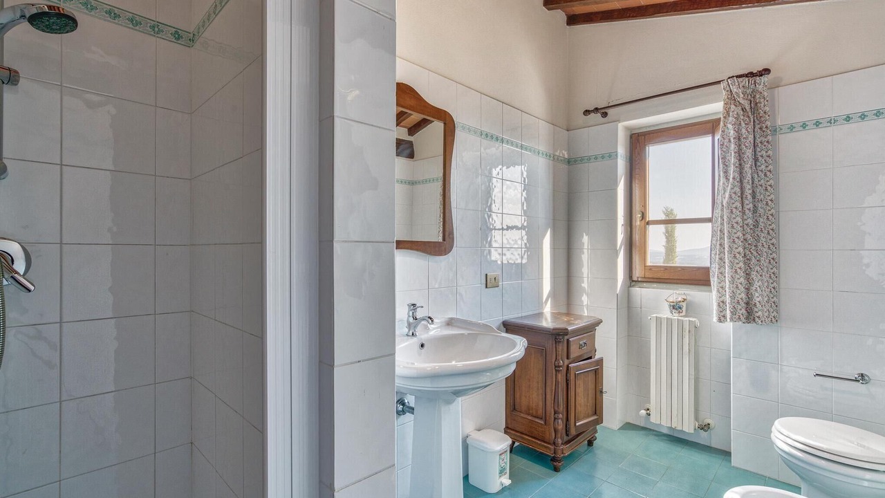 Photo of Bathroom in Loro Ciuffenna