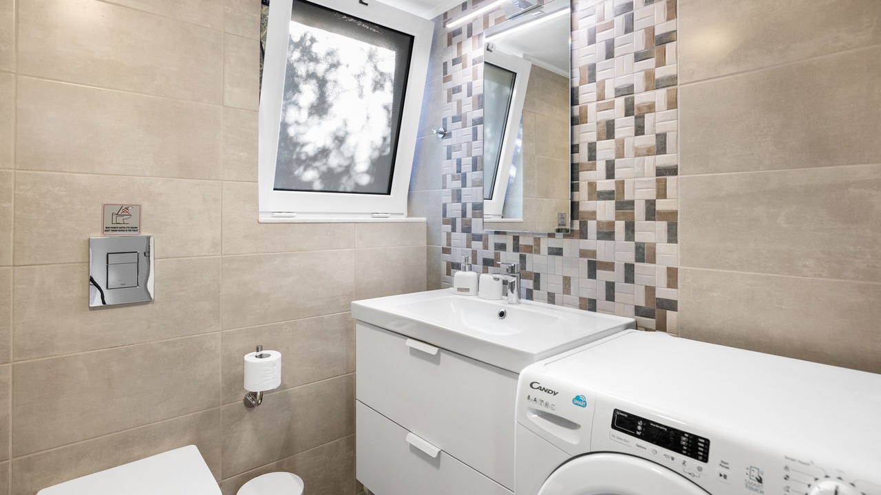 Photo of Bathroom in Kato Galatas