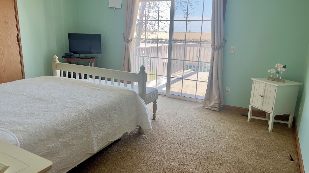 Photo of Bedroom in Oak Harbor