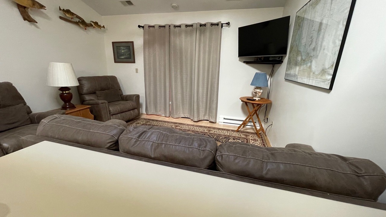 Photo of Livingroom in Oak Harbor