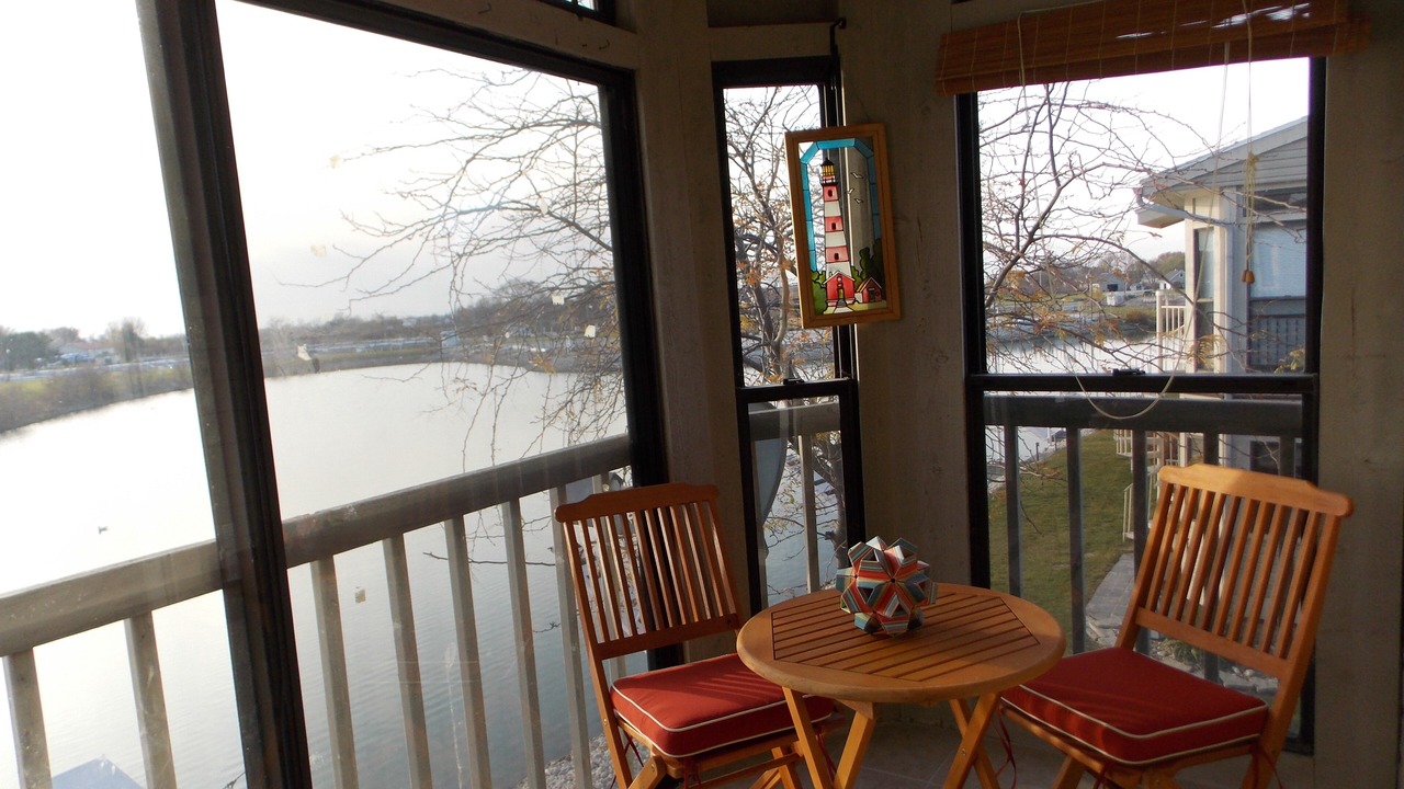 Photo of Bedroom in Oak Harbor