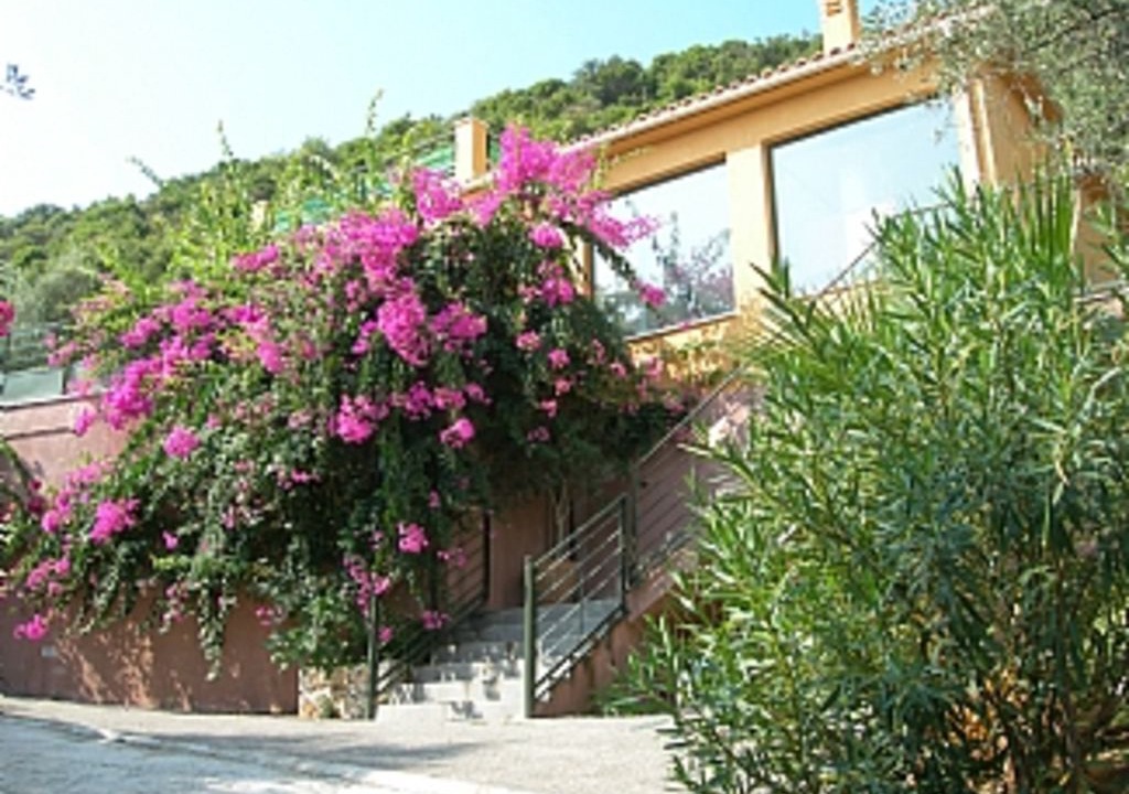 Photo of Others in Kateleios