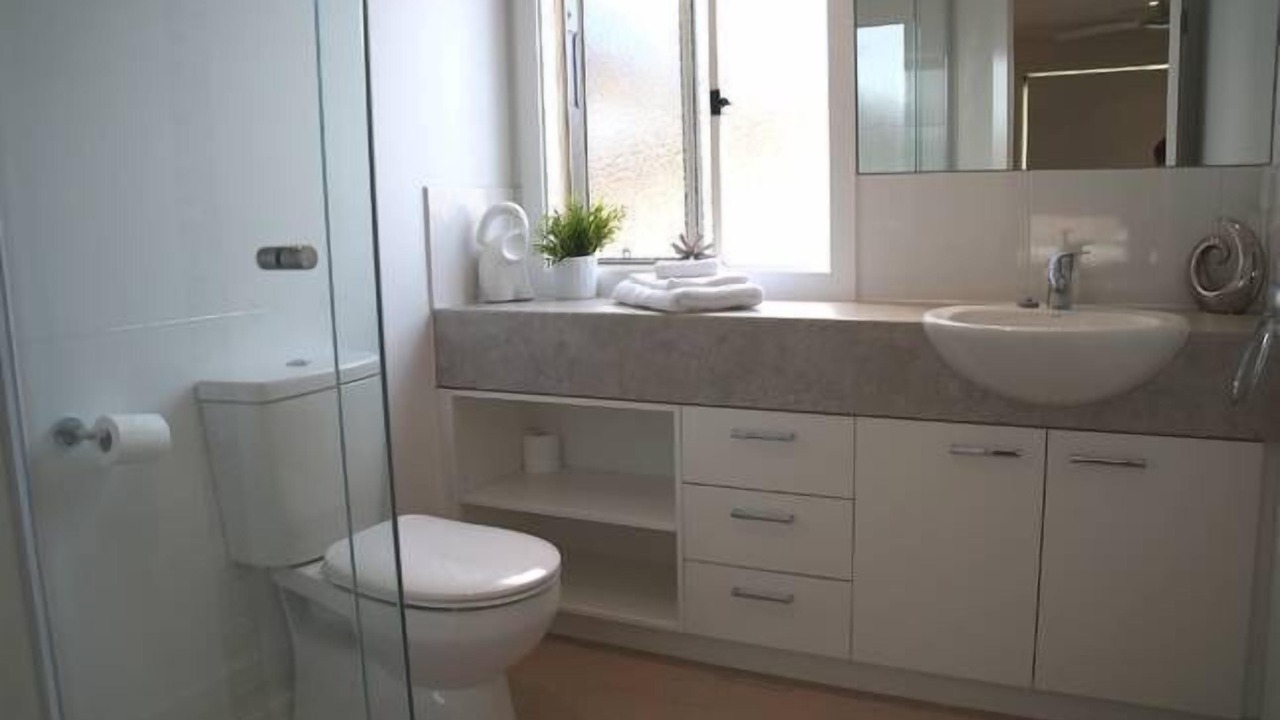 Photo of Bathroom in Capel Sound