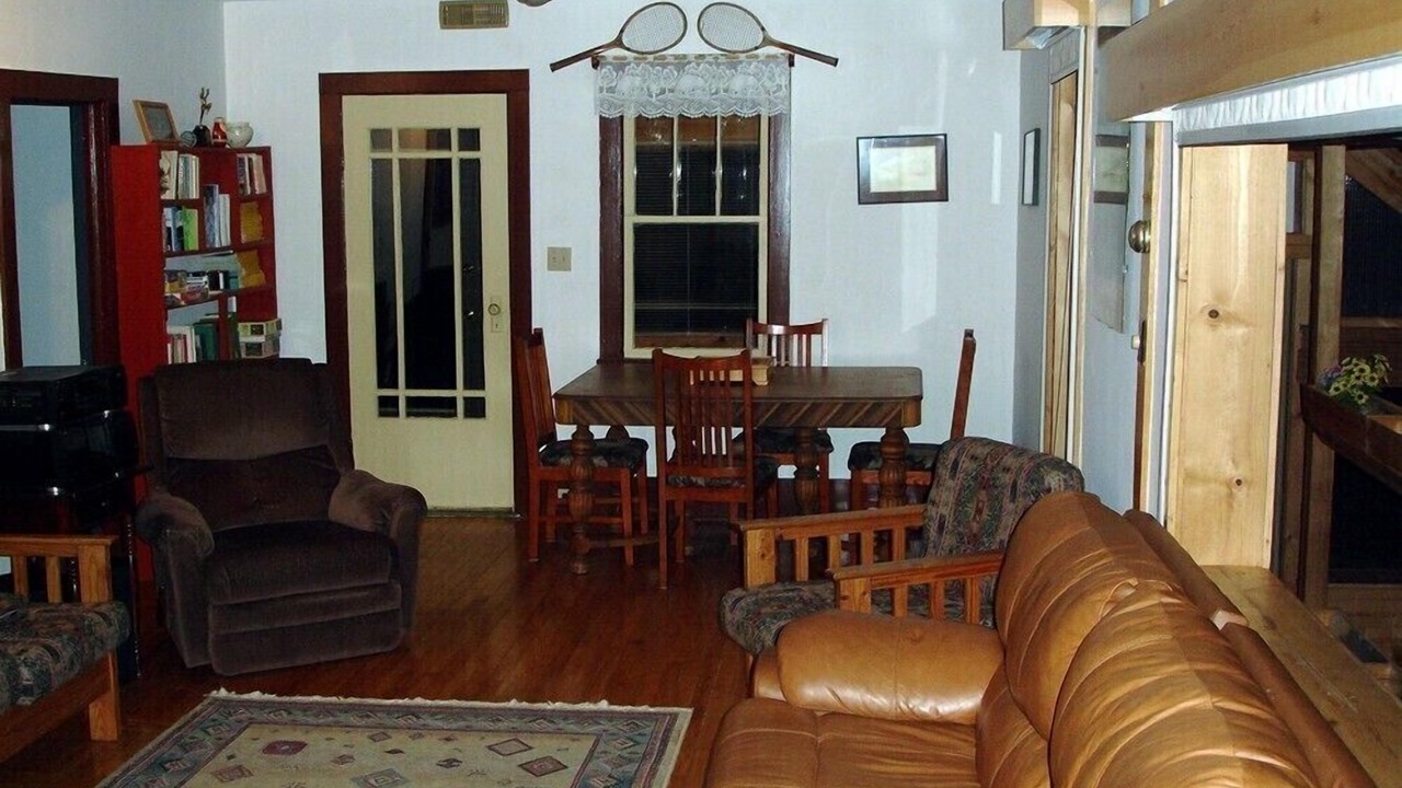 Photo of Livingroom in Chassell