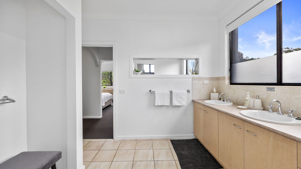 Photo of Bathroom in Inverloch