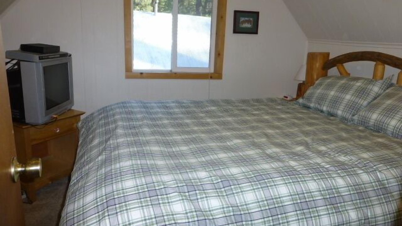 Photo of Bedroom in Bijou Pines