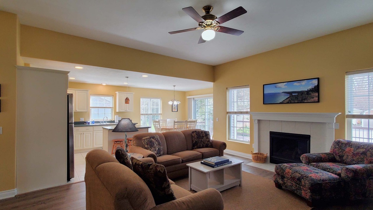 Photo of Livingroom in Empire