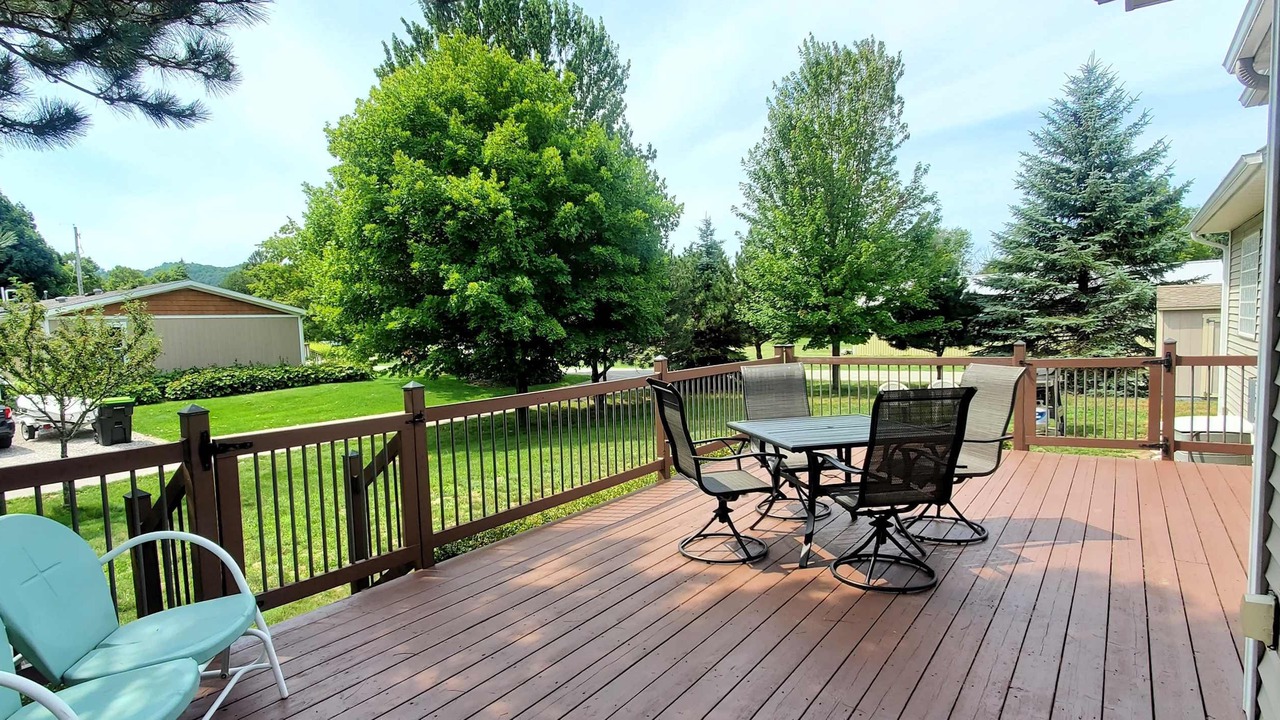 Photo of Outdoor in Empire